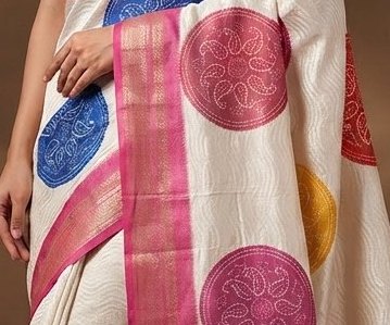 Ivory Mandala Print Saree detail 2