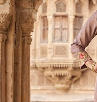 Royal Grey Gota-Patti and Zari Work Suit Set detail 5