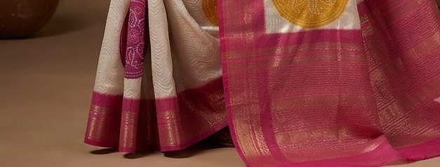 Ivory Mandala Print Saree detail 3