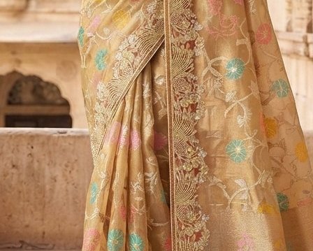 Royal Golden Tissue Handwork Saree detail 6