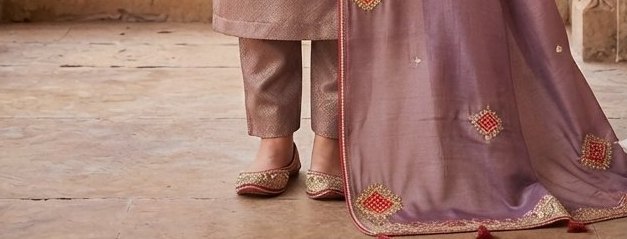 Royal Grey Gota-Patti and Zari Work Suit Set detail 3