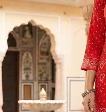 Traditional Red Gaji Silk Ghatchola Suit Set detail 5