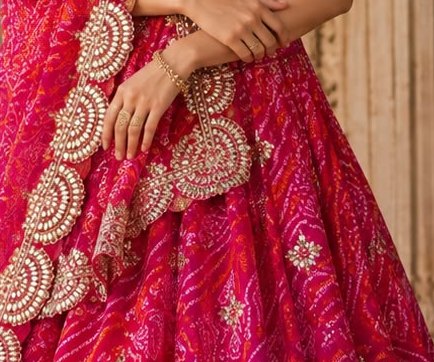 Rani Bandhani Bridal Lehenga detail 2