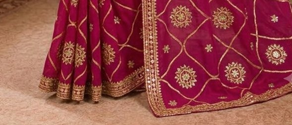 Rani Medallion Sikhiya Saree detail 3