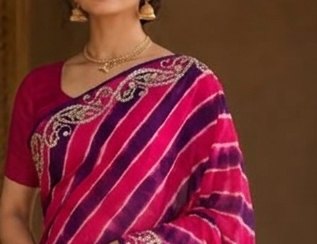 Magenta Paisley Lehariya Saree detail 4