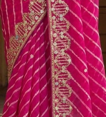 Royal Magenta Lehariya Saree detail 6