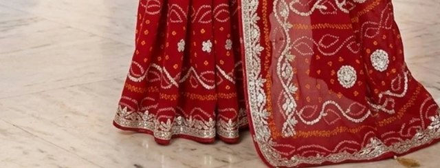 Courtyard Red Bandhej Saree detail 3