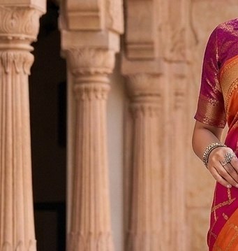 Orange Rani Checks Binni Saree detail 5