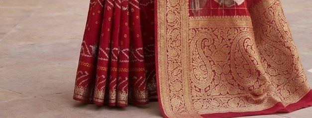 Butterfly Maroon Diamond Chiffon Saree detail 3